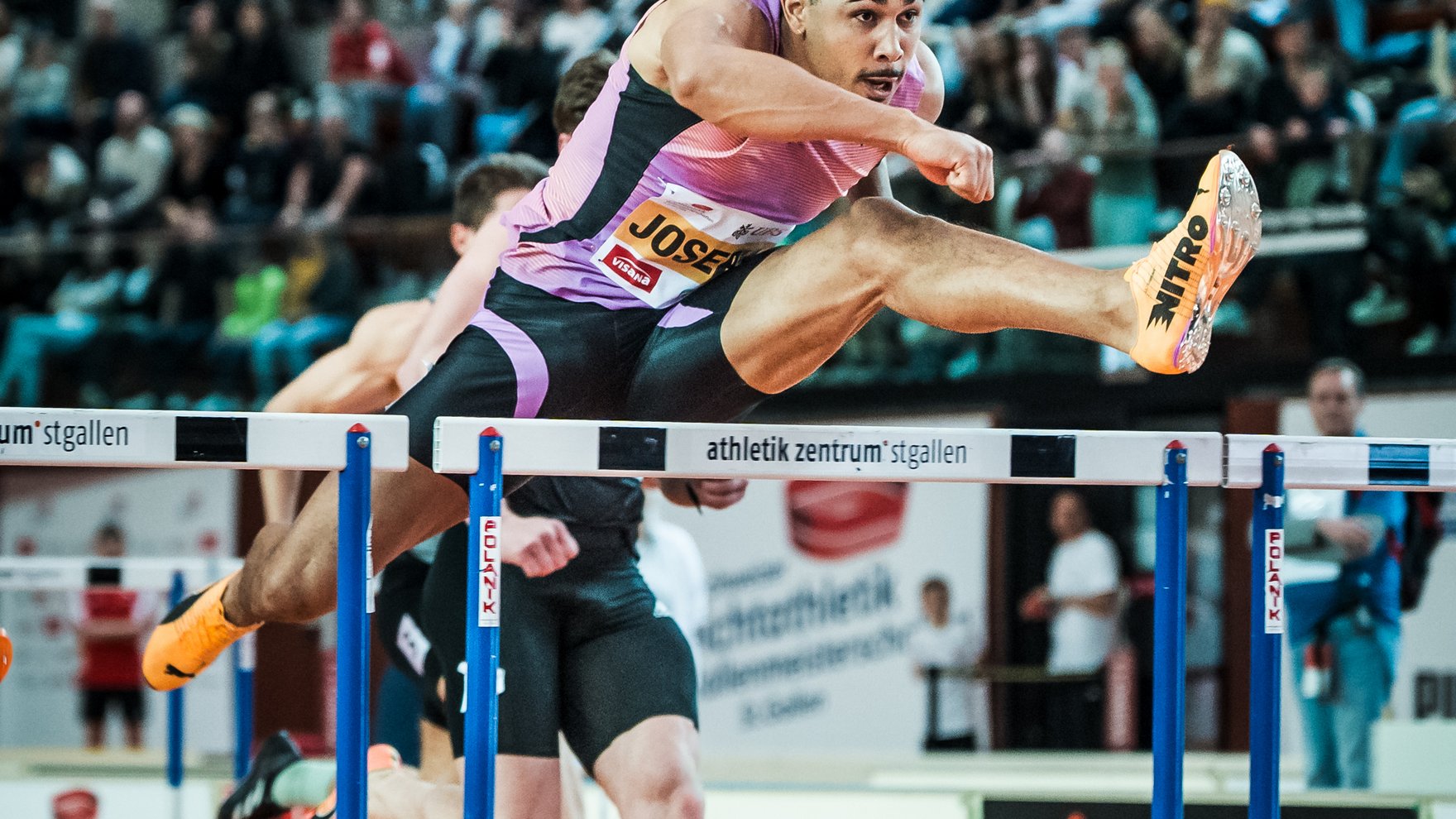 Hallen-SM St. Gallen (Tag 2 Männer): Enges Hürden-Duell und temporeiche Rundläufe